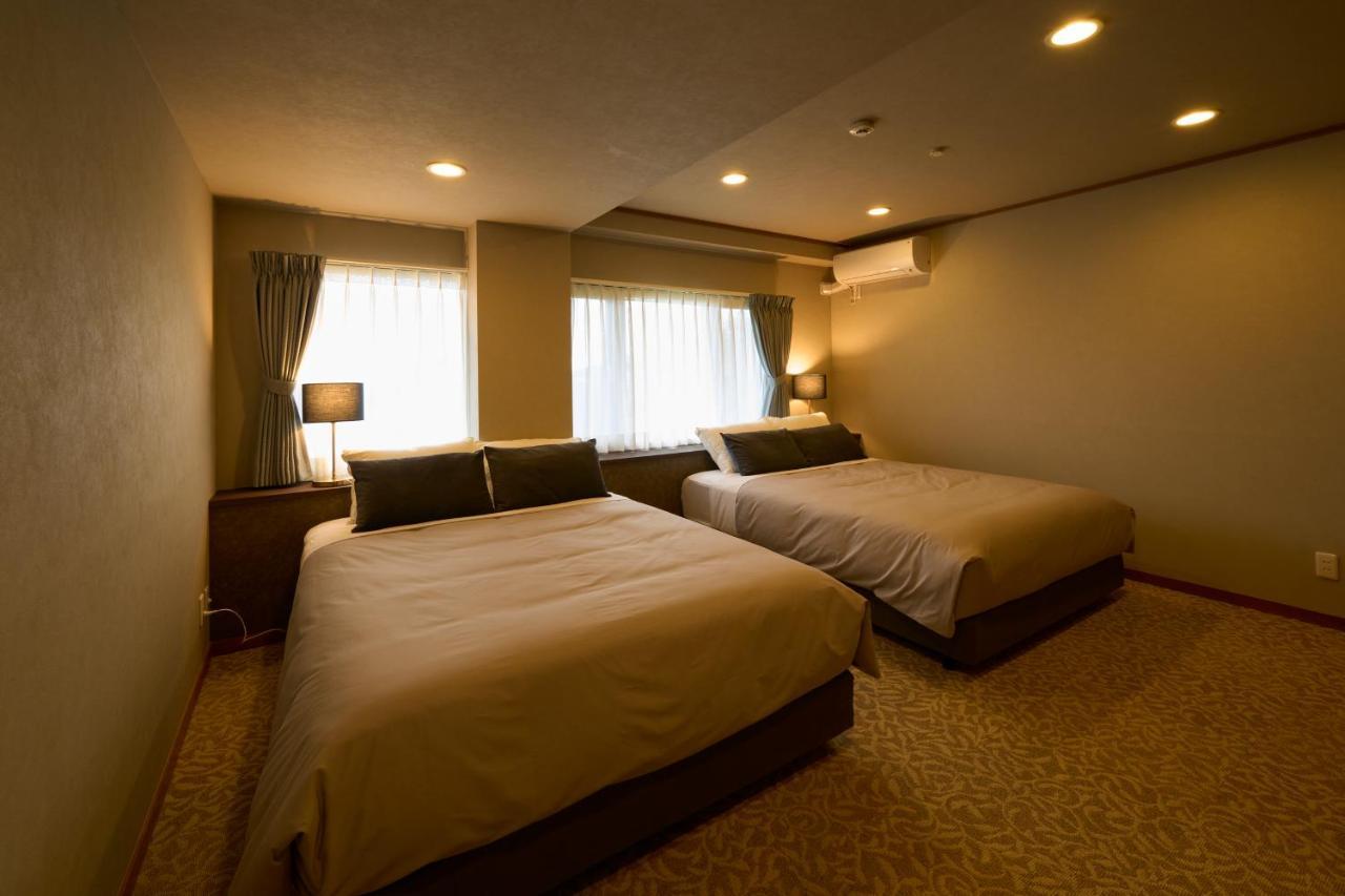 Suite Villa Ocean View Minami-Atami Атами Экстерьер фото